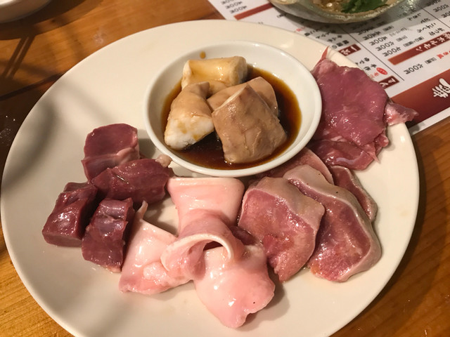 炭火焼ホルモン まんてん 西新宿>