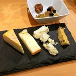 ヘッポコ - チーズ4種盛り