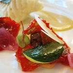 トゥールダルジャン - スズキのポワレ セージ風味のアイゴ ブーリドと夏野菜のティアン