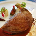 トゥールダルジャン - フランス産ピジョン ポテトコンフィと無花果の赤ワインマリネ