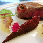 トゥールダルジャン - フランス産ピジョン ポテトコンフィと無花果の赤ワインマリネ