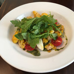 PIZZA BORSA - トウモロコシのグリルとスモークモッツァレラのサラダ('17/08/11)