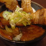 Iroha Niho Heto - 豚丼
