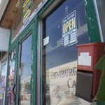 キャプテンカンガルー - 外観