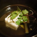 Ebisukuroiwa - 薯蕷（じょうよ）蒸し，氷魚，わらびのお椀