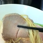 麺や 福はら - 豚チャーシュー wrap 麺