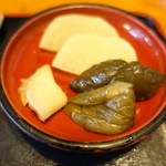 炭火焼うなぎ 東山物産 - 香の物