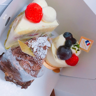 パティスリー カフェアイナ_1