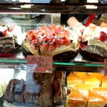 ホームメイドケーキ　アンジェ - ショーケース