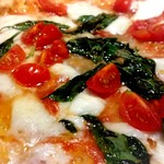 Trattoria e Pizzeria De salita - マルゲリータ・エクストラ