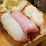 Oga zushi - 鯛、大トロ、アワビです。