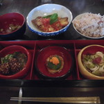 丘峰喫茶店 - 季節の和食御膳 1,000円