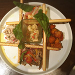カネ保水産 - 前菜盛り合わせ。豆鯵のマリネが特に美味しかった