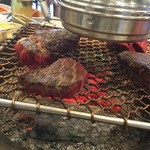 한우촌 - 塊を網焼きです