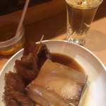 博多のおでん - スジ、豆腐、剣菱