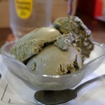 灯 - ほうじ茶アイス