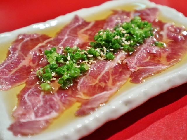 ホルモン 天狗 ツラミ刺し 厚切りタン塩焼 ほかetc 大阪市中央区東心斎橋 By Kawachi 閉店 ホルモン 天狗 長堀橋 焼肉 食べログ