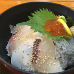 Ebisutei - 海鮮丼 アップ