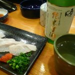 かぐら坂 新富寿司 - のどぐろ薄造り（2/17）