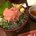 海鮮丼屋  海舟 - 生しらすネギトロ丼