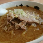 花丸 - 味噌ラーメン(750円)