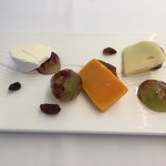 リストランテ・マッサ - チーズ３種と巨峰
