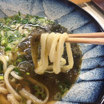 饂飩 倉 - 少々不揃いな手打ち麺