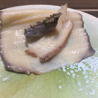 鮨 なかがわ - 蒸し鮑   これも食感がよくて本当美味！