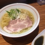 nibo - 冷塩煮干しそば 煮干しペースト添え 750円