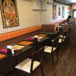 インド料理 INDIA - 店内