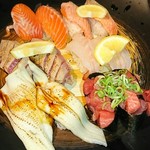 魚河岸料理 うおぎん - 寿司