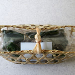 紫野和久傳 大徳寺店 - 竹籠に入った贈り物