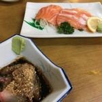 大衆割烹 寿久 - サーモンとごまカンパチ