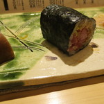 ひらまつ - インドマグロトロ鉄火といぶりがっこ