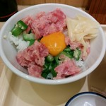 つるまる - マグロ玉子丼