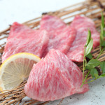 Yakiniku Nikunabeya Koube Biidoro - 