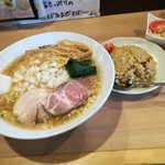 日の出製麺 - 