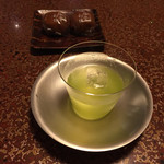 鄙の宿 金宇館 - 冷たい緑茶