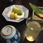 鄙の宿 金宇館 - フルーツとリンゴジュース