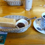 コメダ珈琲店 尾鷲店 - ブレンドコーヒー420円(11時までモーニング付き)