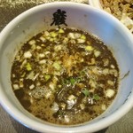麺屋武蔵 巌虎 - マー油＆胡椒の豚骨魚介汁