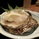 紀文寿司 - 5品め：岩牡蠣