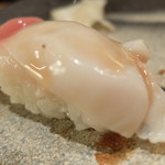 紀文寿司 - 15品め：握り（ほっき）