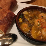 海老とジャガイモのアヒージョ