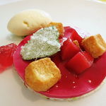 タテル ヨシノ ビズ  - ピーチ・メルバ