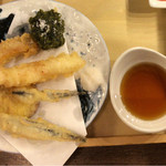 土佐わら焼き 龍神丸 - あおさ海苔やサツマイモの天ぷらが美味しかったです。
