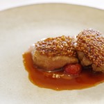 HAGI - フォアグラ、キヌア、樅山果樹園の佐藤錦ソース