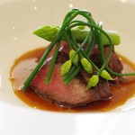 HAGI - 草野純一和牛、花ニラ、アスパラガス