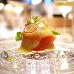 SUGALABO - 毛蟹(北海道)とフルーツトマト 関金わさびソース