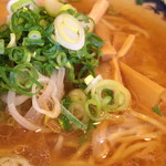 らーめん 紫龍 - 2017年8月　ややネギ少なくなった？